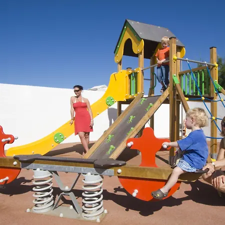 Kamezi Boutique 雅伊萨